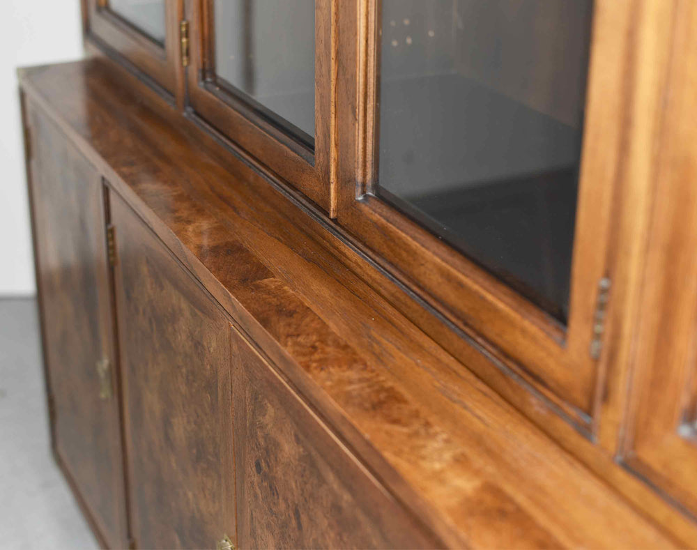 Mid Century Campaign Style Burl Front Lighted Display Curio China Cabinet by Hickory Manufacturing