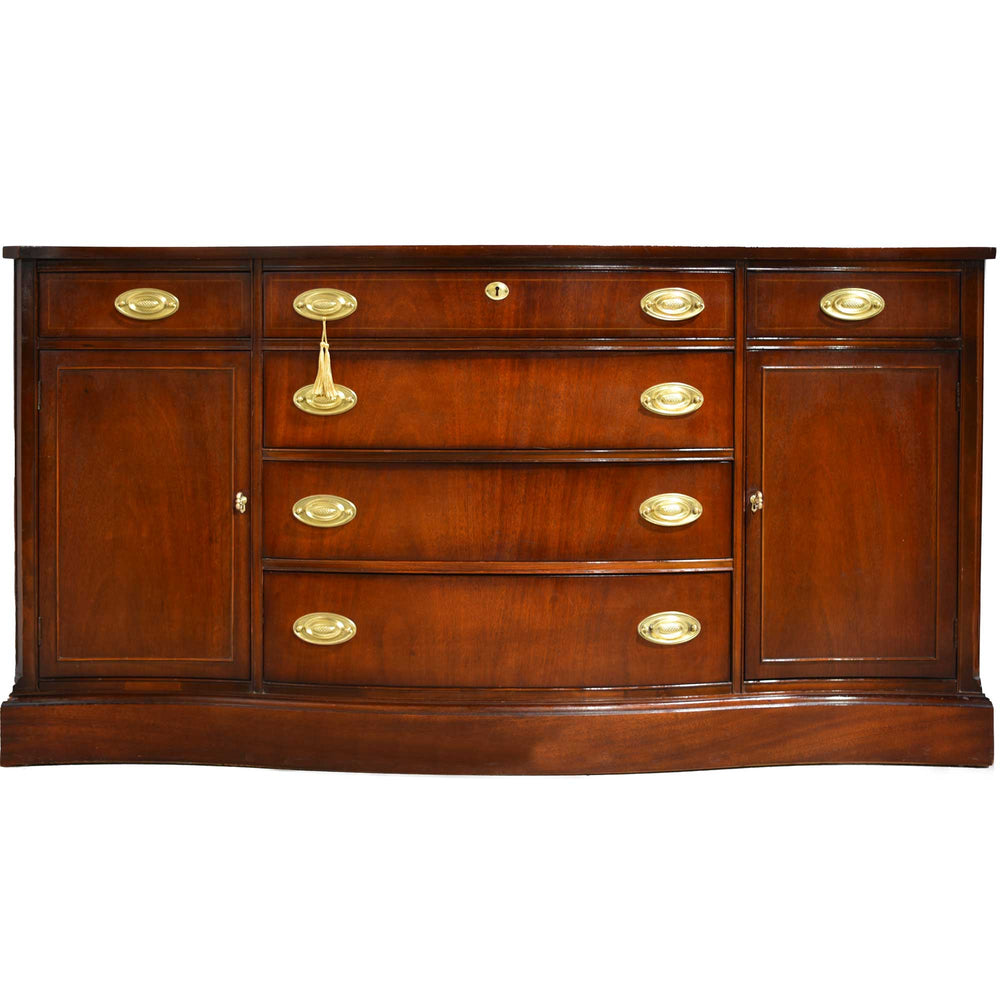 Mid Century Hepplewhite style mahogany sideboard buffet by Bassett Furniture