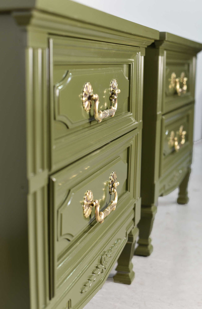 Mid Century Transitional Pair of Nightstands in Green By Dixie - Newly Painted