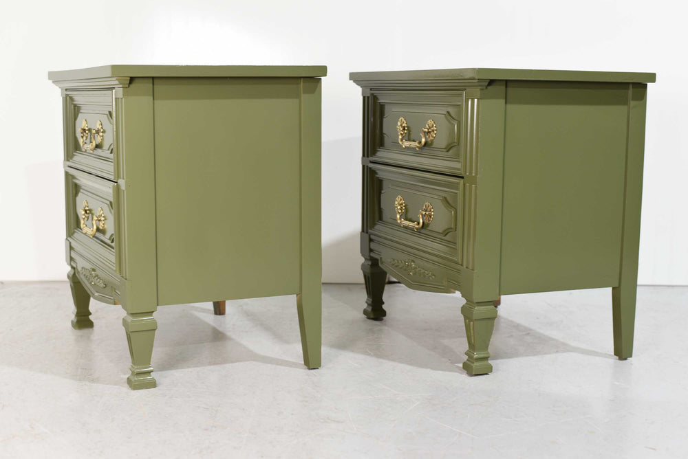 Mid Century Transitional Pair of Nightstands in Green By Dixie - Newly Painted