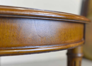 Mid century Transitional Fluted Leg Dining Table by Henredon