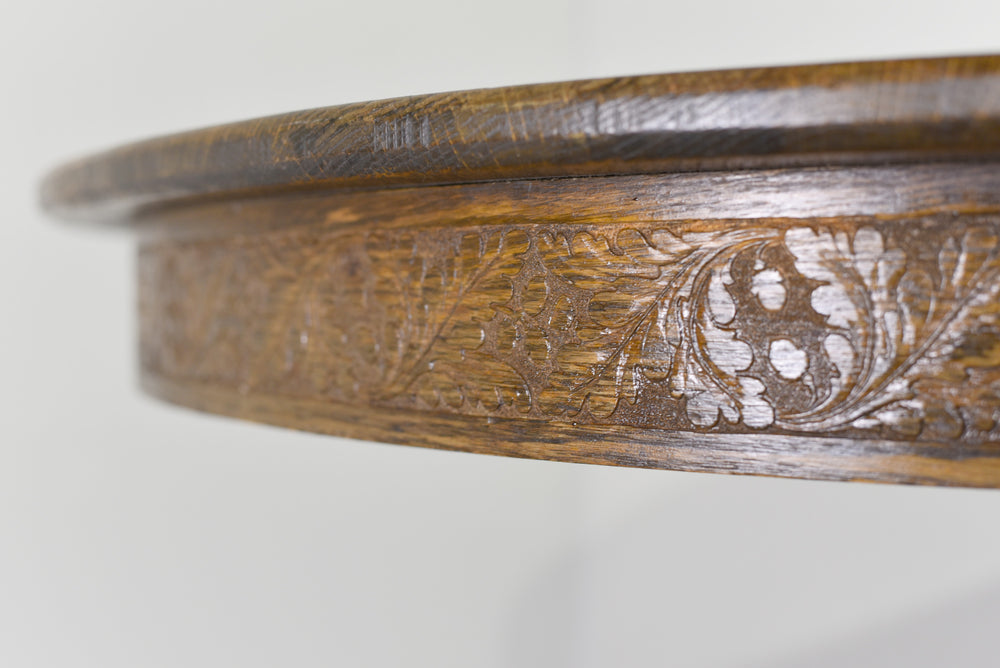 Victorian R. J. Horner and Co. Oak Pedestal Carved Lion Head Dining Table Single Leaf