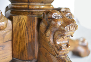 Victorian R. J. Horner and Co. Oak Pedestal Carved Lion Head Dining Table Single Leaf