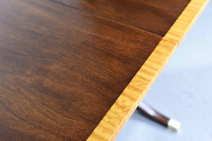 Vintage Hepplewhite Style  Banded Dining table with Extensions