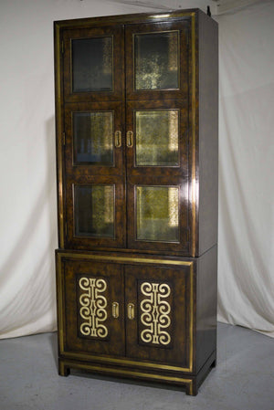 1970s Vintage Mastercraft William Doezema Burled Amboyna Wood and Brass Curio Display Cabinet