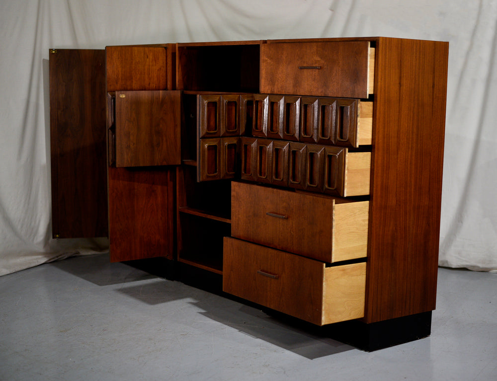 1970s Mid-Century Modern 3 Piece Wall Unit in Walnut by Lane Furniture
